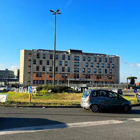 Ospedale Del Mare - Wi-fi Gratis E Parcheggio Gratuito Lägenhet